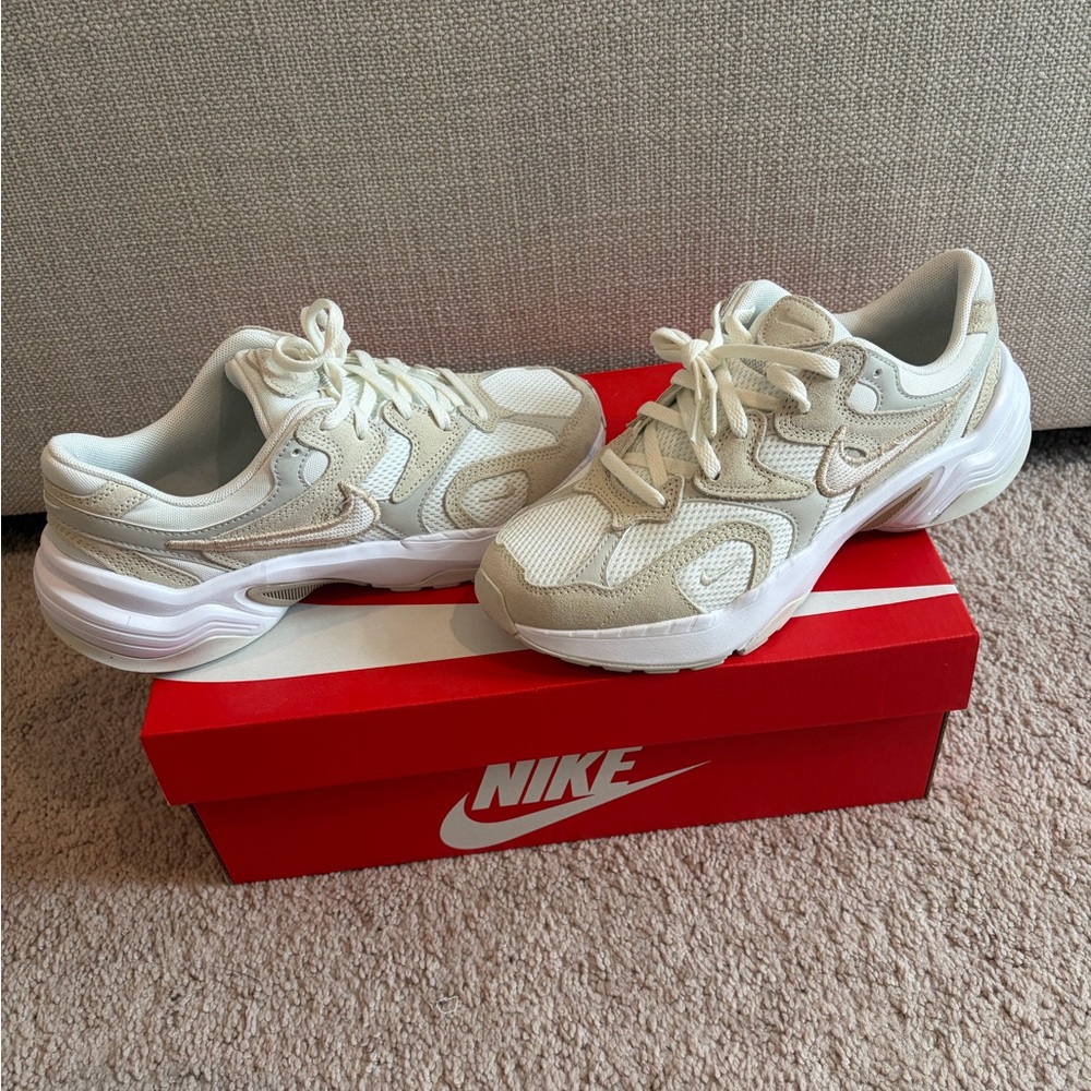 Nike Cream and White Mesh Suede Trainers